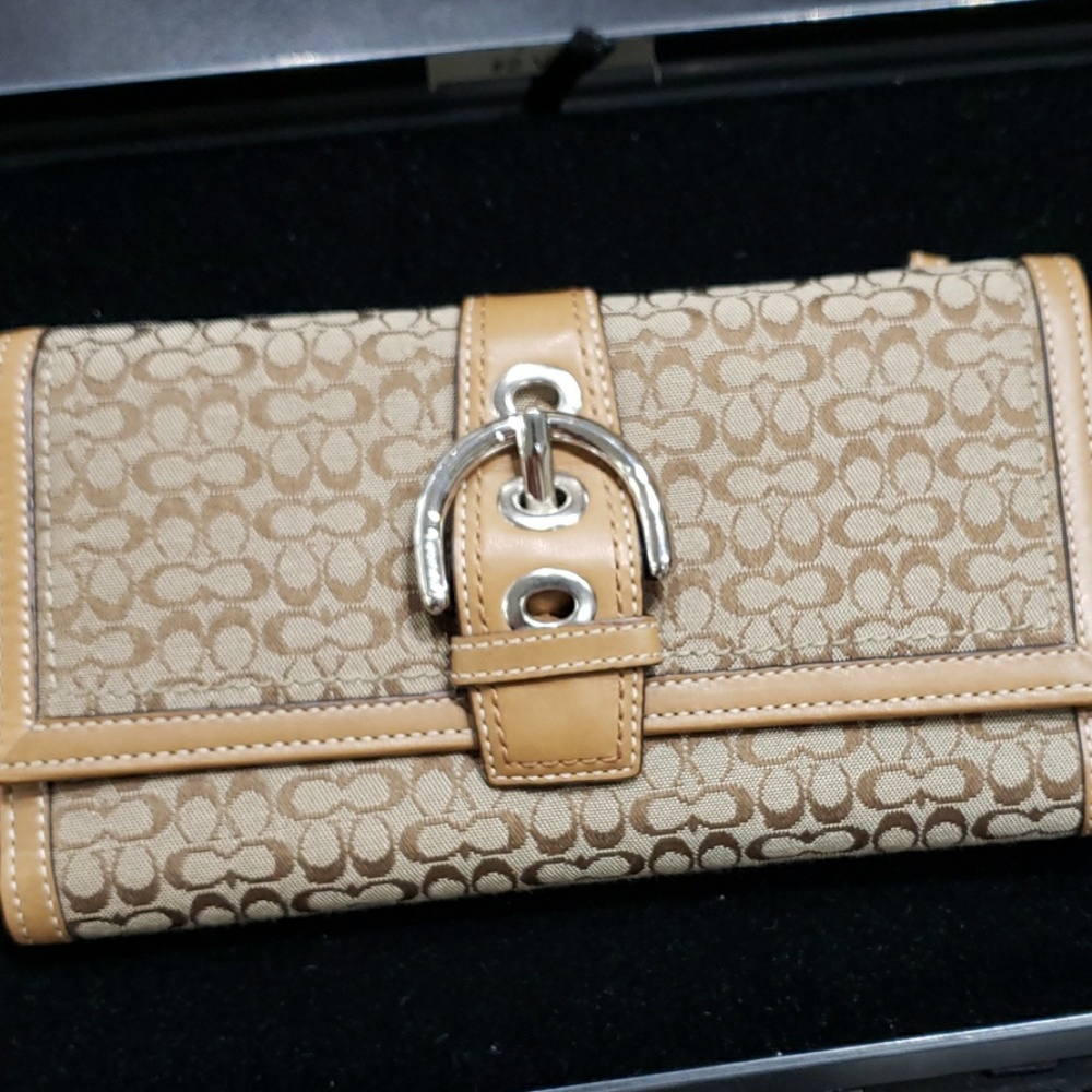 Vintage Coach signature jacquard wallet